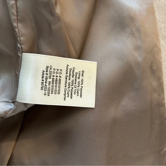 Aritzia: EUC Wilfred Poussin Bomber, Size: Medium - Picture 7 of 11